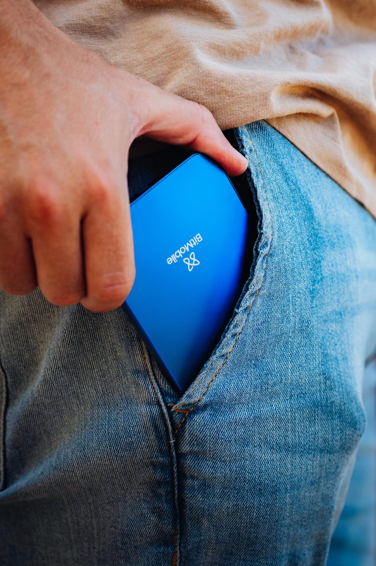 Phēnix X going in pocket